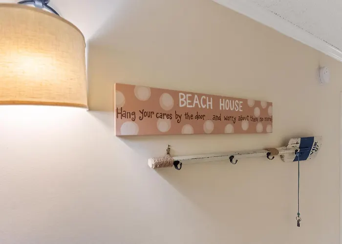 Holiday home Beachfront 2-bedroom With Stunning Ocean Views Perfect For Family Getaways Ocean City