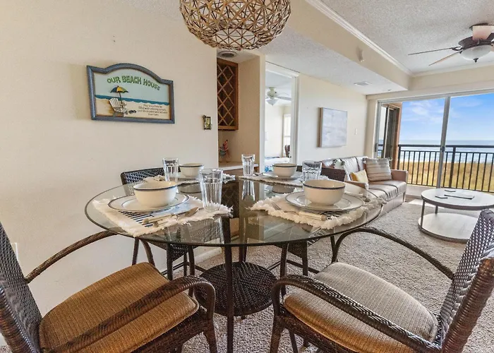 Beachfront 2-bedroom With Stunning Ocean Views Perfect For Family Getaways Ocean City