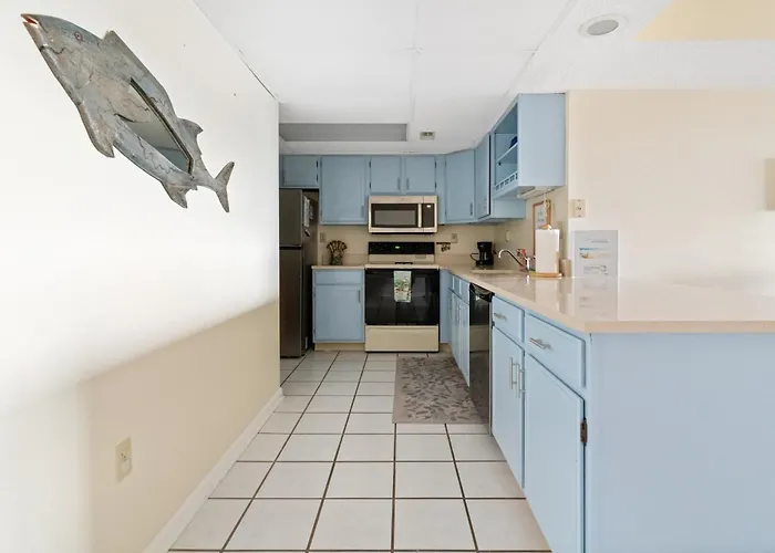 Holiday home Beachfront 2-bedroom With Stunning Ocean Views Perfect For Family Getaways Ocean City