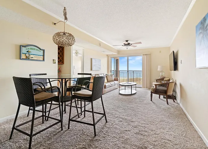 Holiday home Beachfront 2-bedroom With Stunning Ocean Views Perfect For Family Getaways Ocean City
